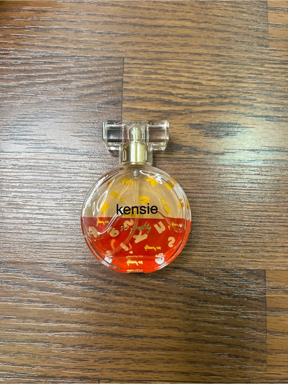 Kensie So Pretty Eau de Parfum spray, about 20 ML